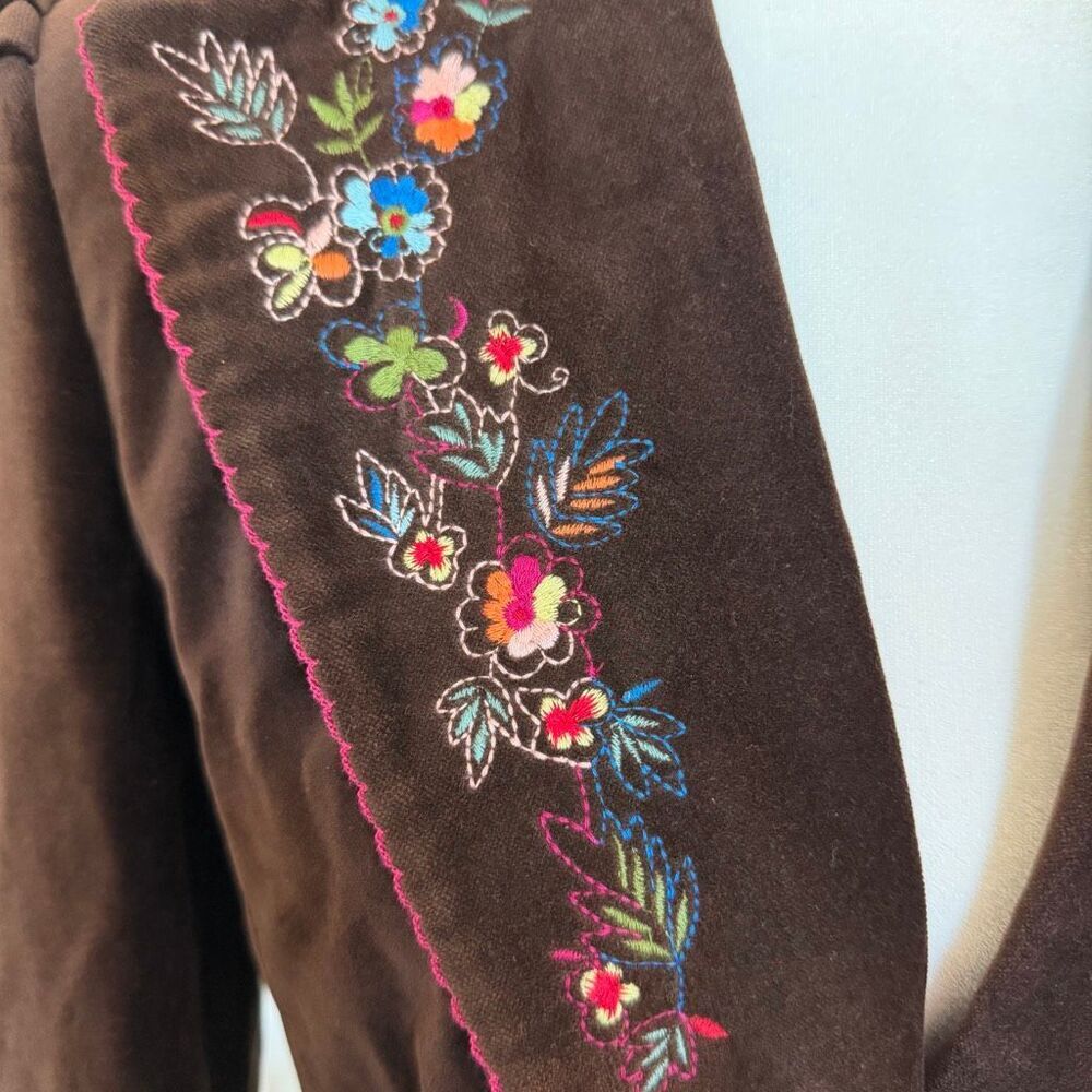 Moda International Embroidered Velvet Blazer - Picture 2 of 6